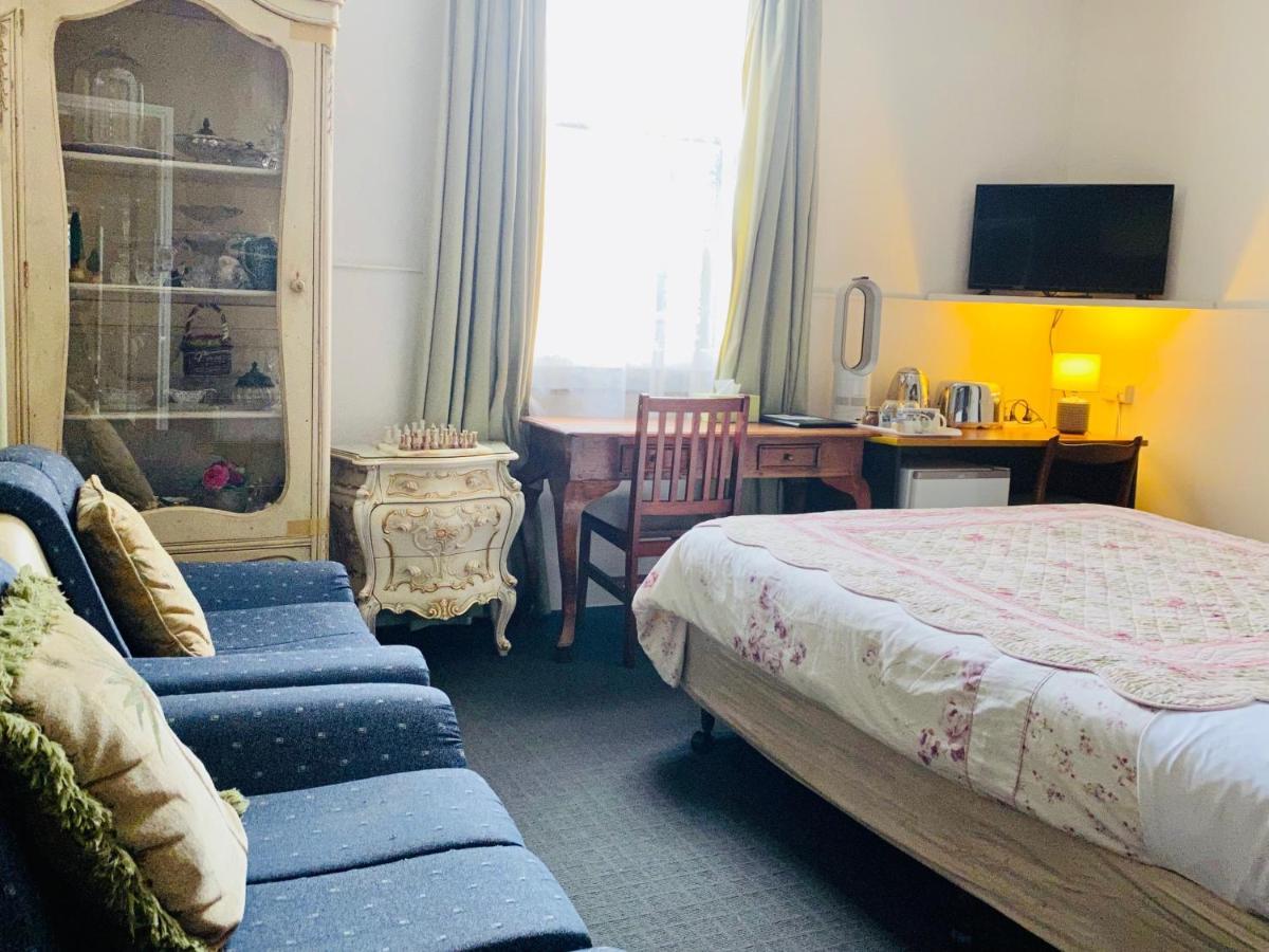 The Mews Motel Launceston Bagian luar foto
