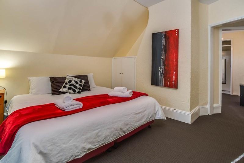 The Mews Motel Launceston Bagian luar foto